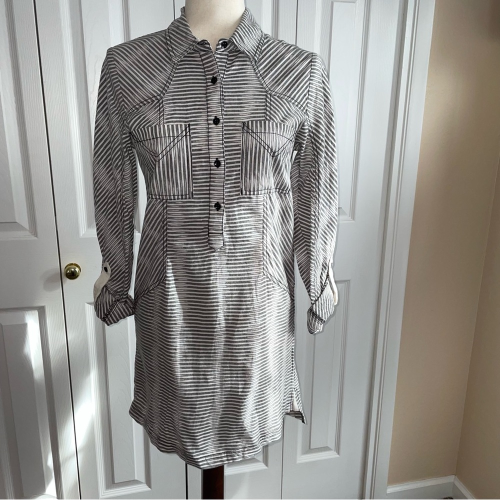 BDG Long sleeve dress size S